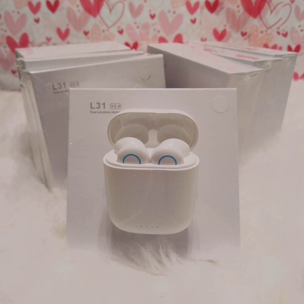 Noise Cancelling Air Pods